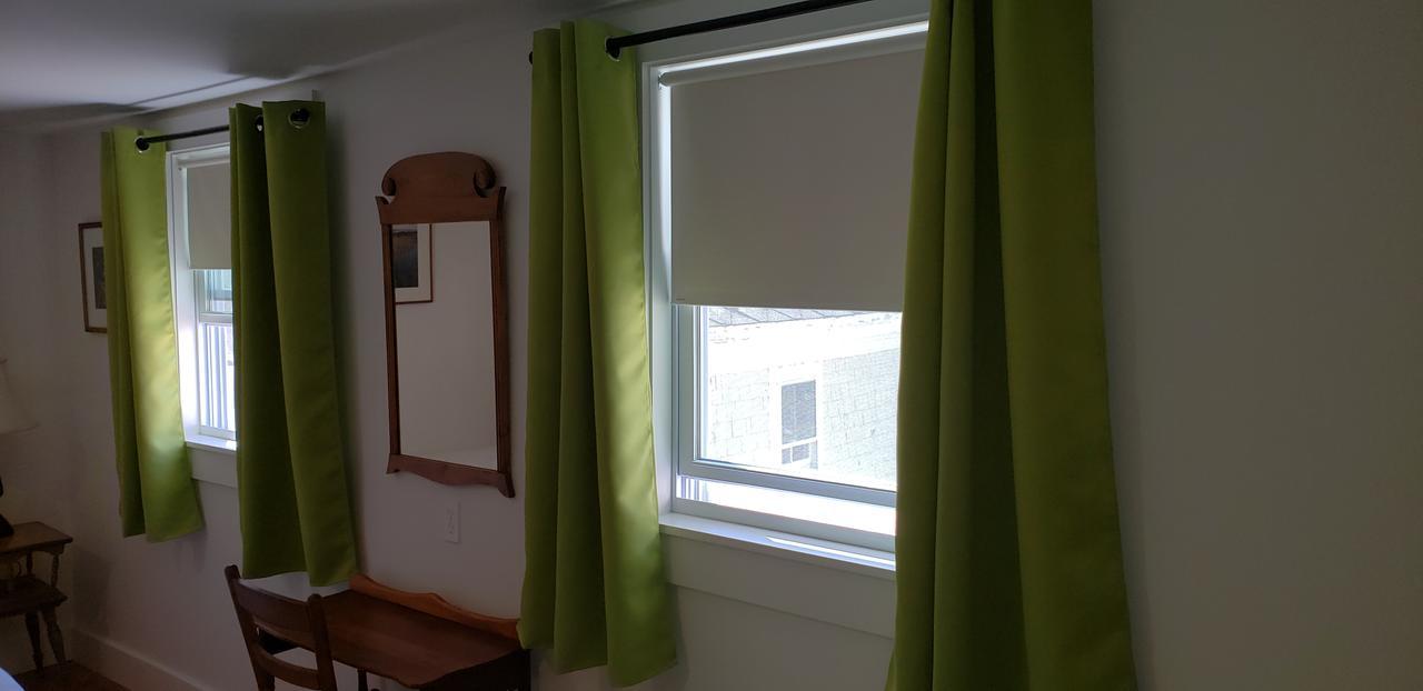 Hawks House Inn